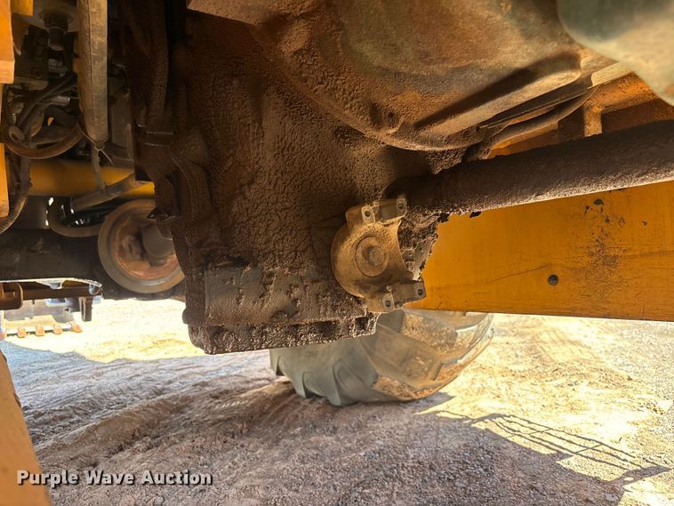 image for item EL2568 2014 Volvo BL70B backhoe