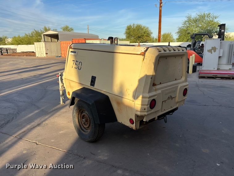 image for item EL2569 2005 Ingersoll Rand XP185WJD air compressor