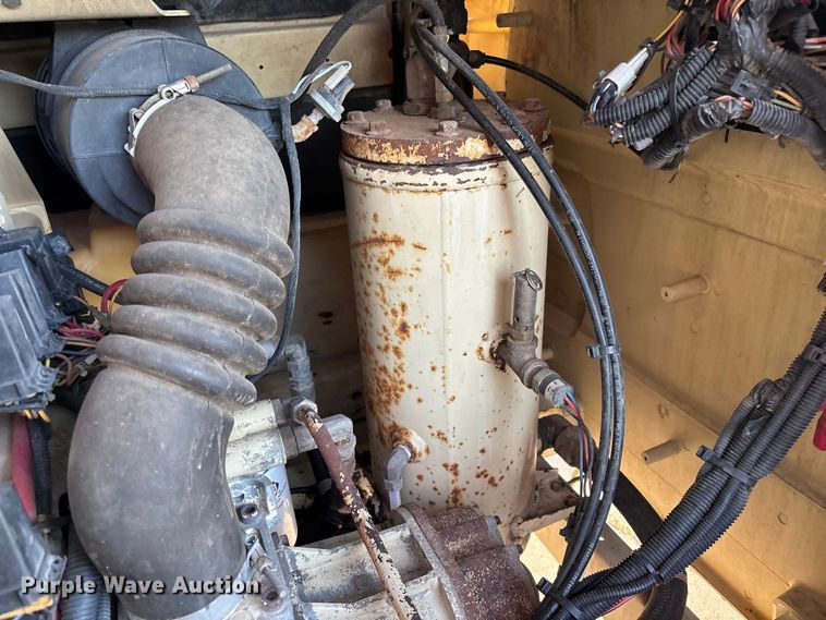 image for item EL2569 2005 Ingersoll Rand XP185WJD air compressor