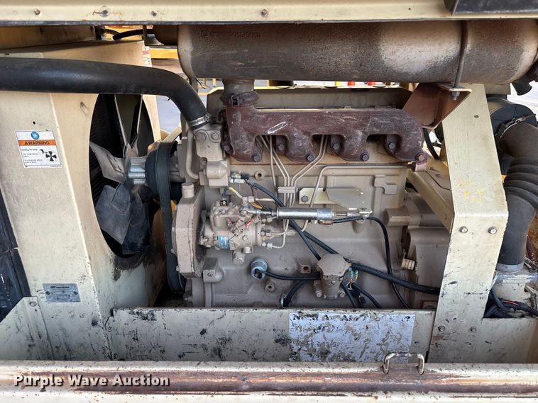 image for item EL2569 2005 Ingersoll Rand XP185WJD air compressor
