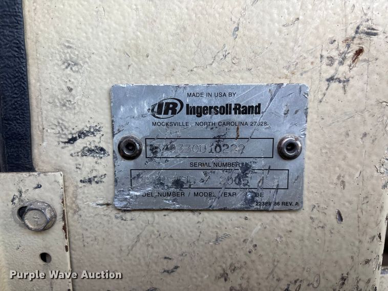 image for item EL2569 2005 Ingersoll Rand XP185WJD air compressor