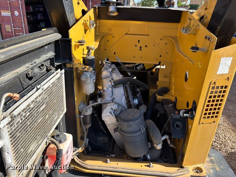image for item EL2576 2018 Caterpillar 299D2 tracked skid steer loader