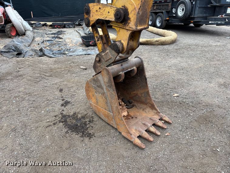 image for item EL2580 2008 Caterpillar 420E backhoe