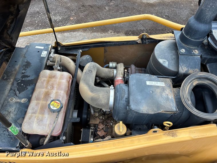 image for item EL2580 2008 Caterpillar 420E backhoe