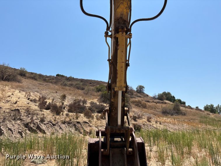 image for item EL2582 1999 Komatsu PC 400LC excavator