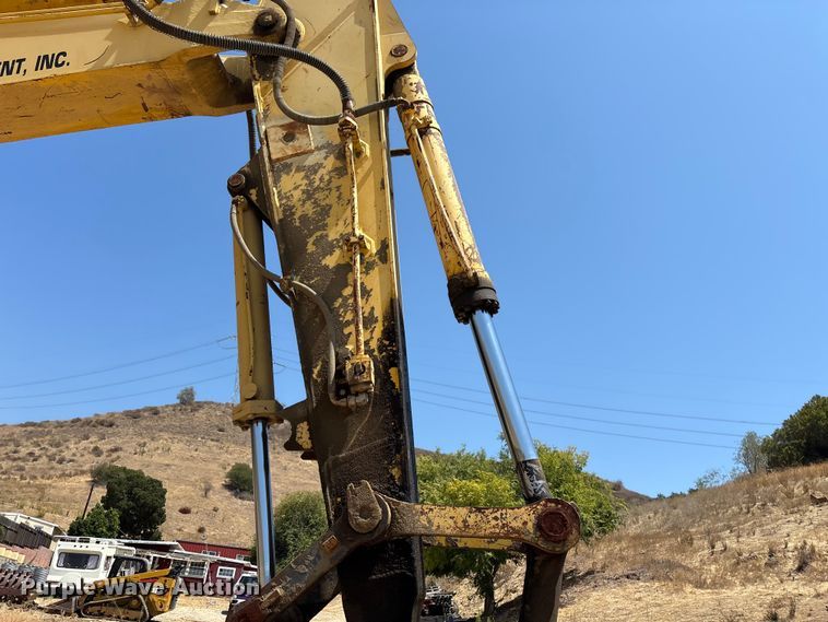 image for item EL2582 1999 Komatsu PC 400LC excavator