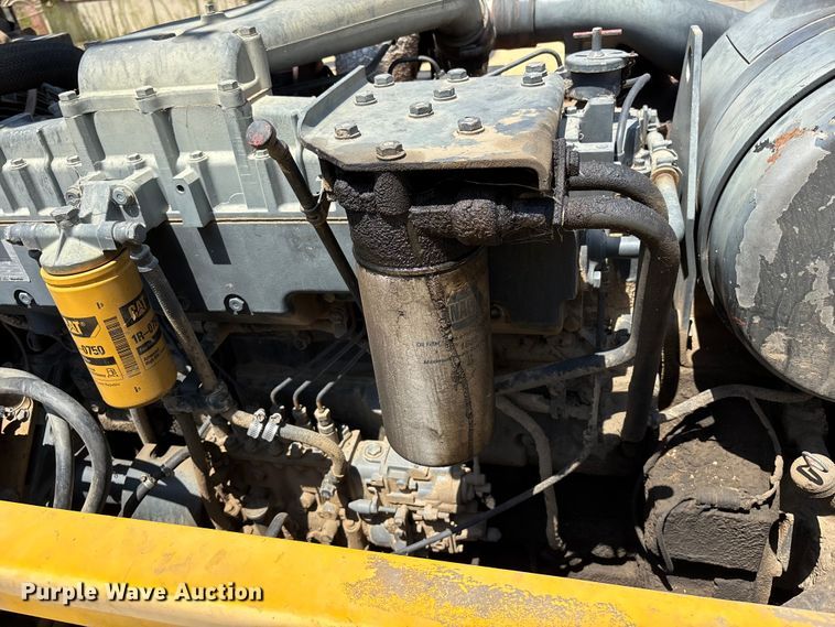 image for item EL2582 1999 Komatsu PC 400LC excavator