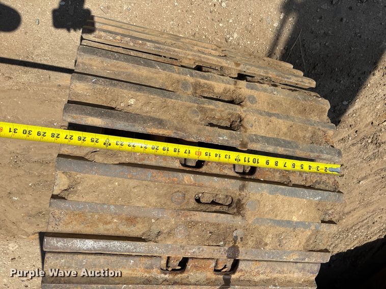 image for item EL2582 1999 Komatsu PC 400LC excavator