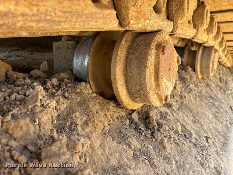 image for item EL2582 1999 Komatsu PC 400LC excavator