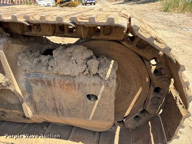 image for item EL2582 1999 Komatsu PC 400LC excavator