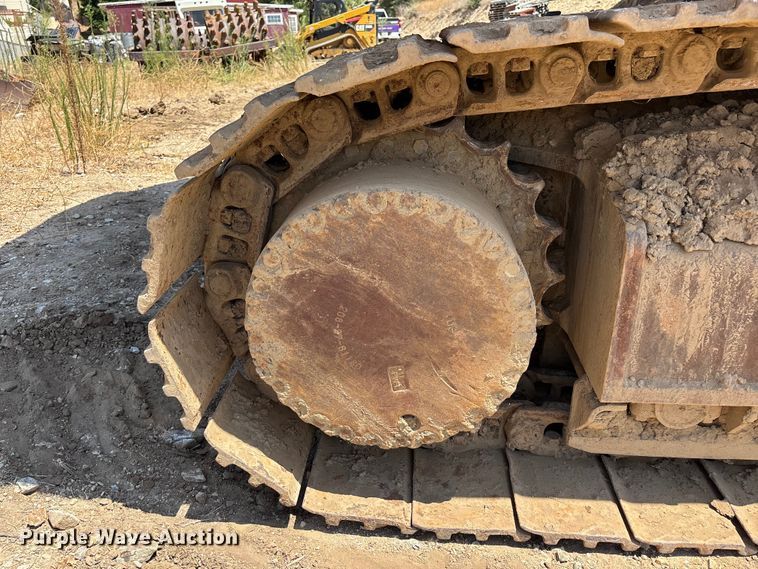 image for item EL2582 1999 Komatsu PC 400LC excavator