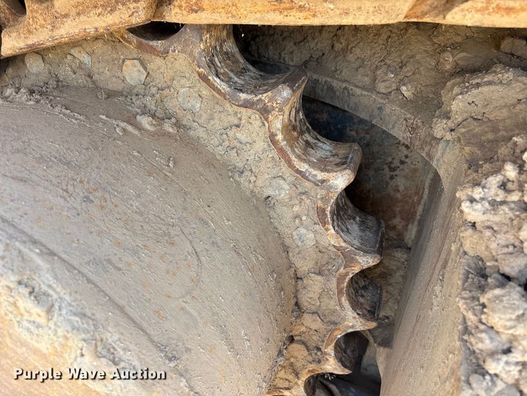 image for item EL2582 1999 Komatsu PC 400LC excavator