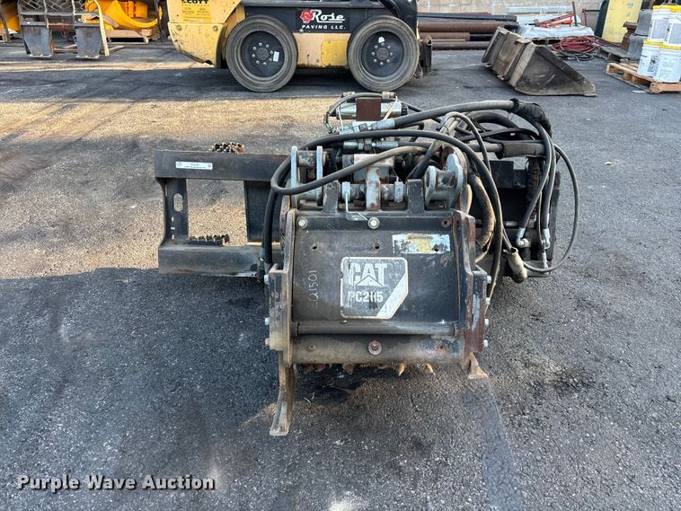 image for item EL2591 2007 Caterpillar PC 205 skid steer cold planer