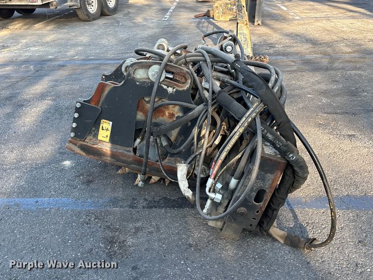 image for item EL2591 2007 Caterpillar PC 205 skid steer cold planer