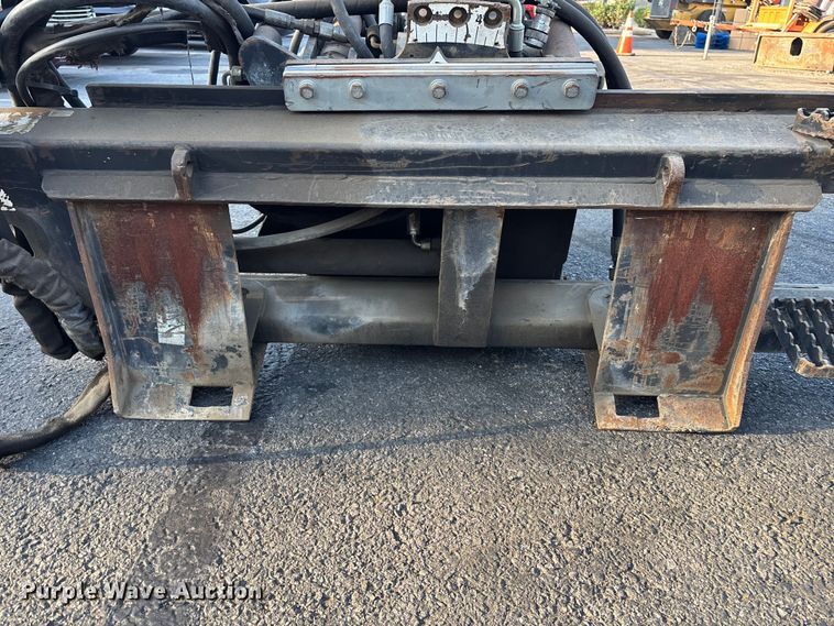 image for item EL2591 2007 Caterpillar PC 205 skid steer cold planer