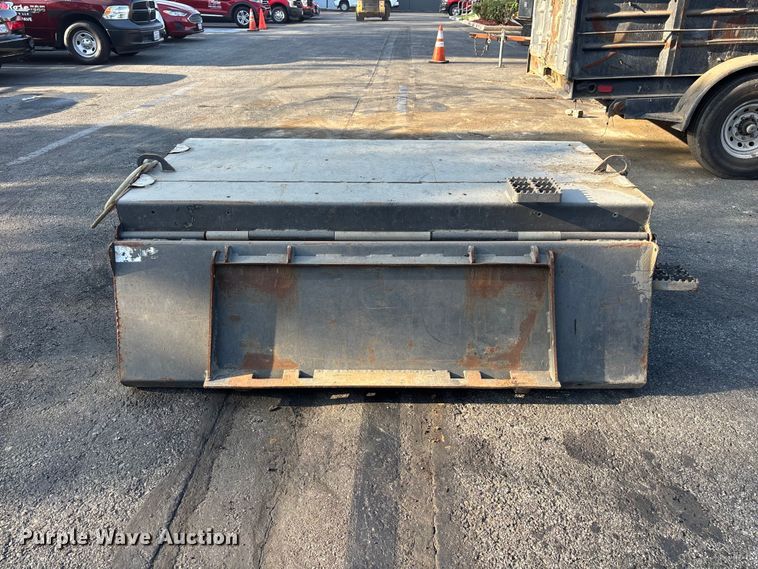 image for item EL2593 2014 Paladin 20572M skid steer sweeper