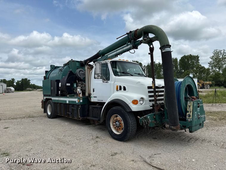 image for item EN0347 2004 Sterling L7500 sewer jetter truck