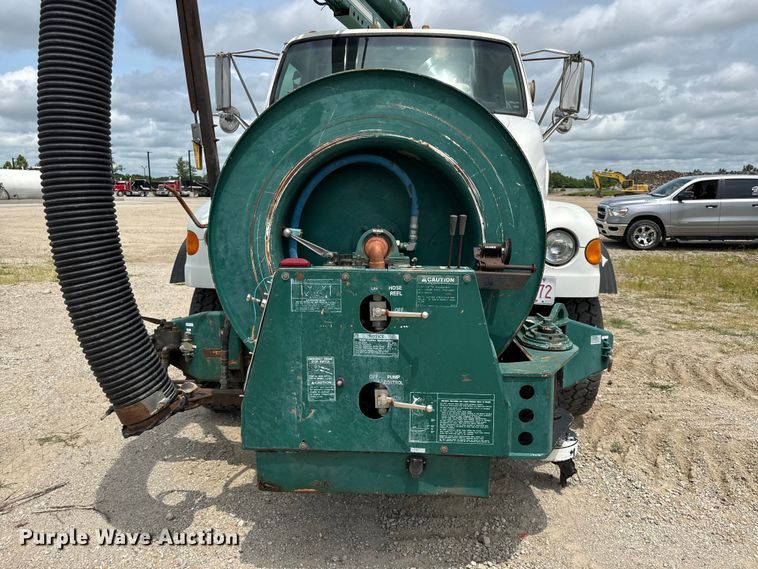 image for item EN0347 2004 Sterling L7500 sewer jetter truck