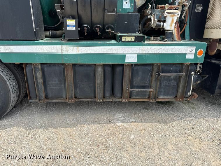image for item EN0347 2004 Sterling L7500 sewer jetter truck