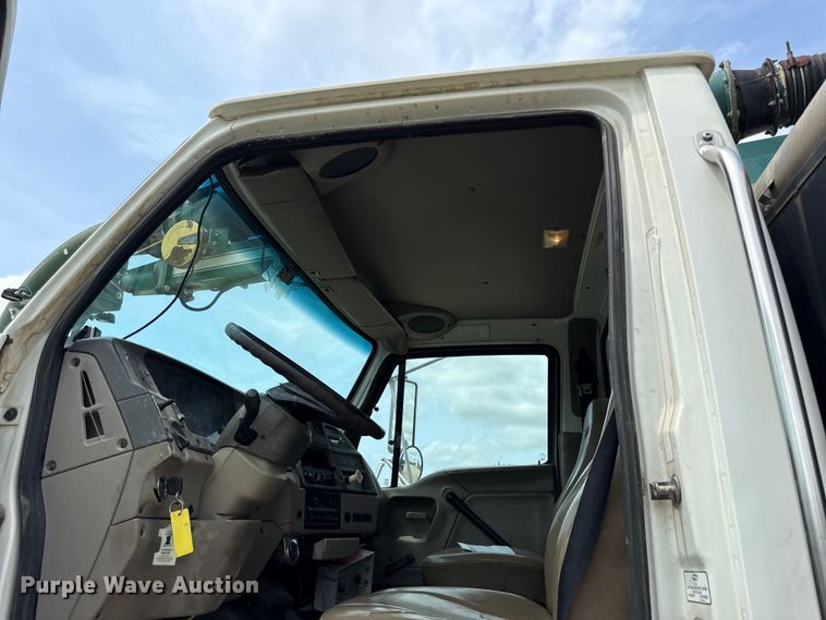 image for item EN0347 2004 Sterling L7500 sewer jetter truck