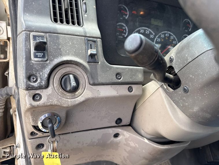 image for item EN0347 2004 Sterling L7500 sewer jetter truck