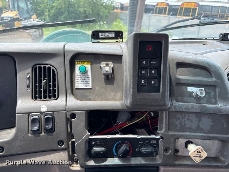 image for item EN0347 2004 Sterling L7500 sewer jetter truck
