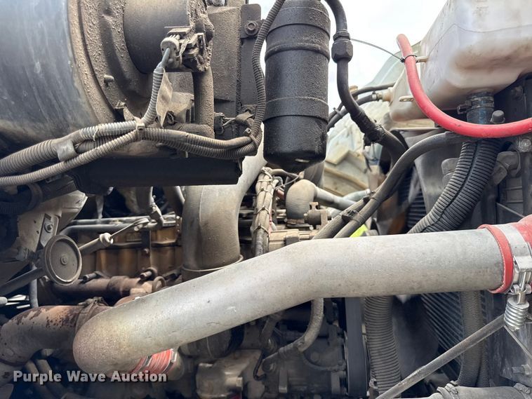 image for item EN0347 2004 Sterling L7500 sewer jetter truck