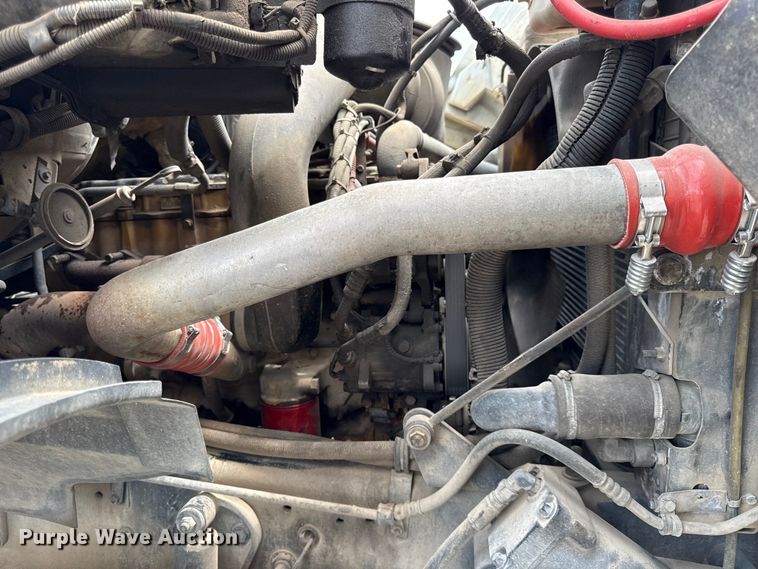 image for item EN0347 2004 Sterling L7500 sewer jetter truck