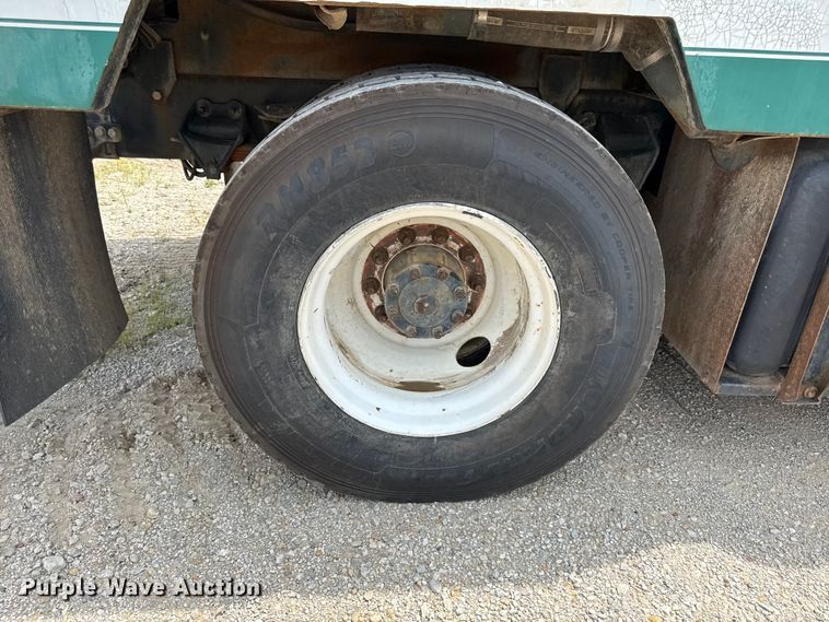 image for item EN0347 2004 Sterling L7500 sewer jetter truck
