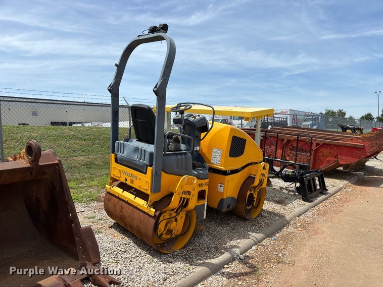 image for item EO4341 2010 Volvo DD24 double drum vibratory roller