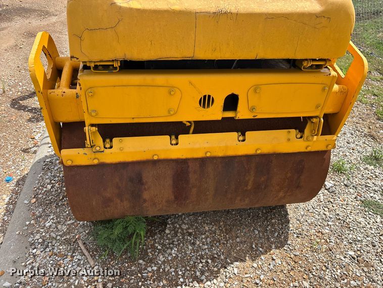 image for item EO4341 2010 Volvo DD24 double drum vibratory roller