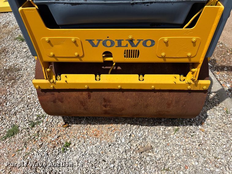 image for item EO4341 2010 Volvo DD24 double drum vibratory roller