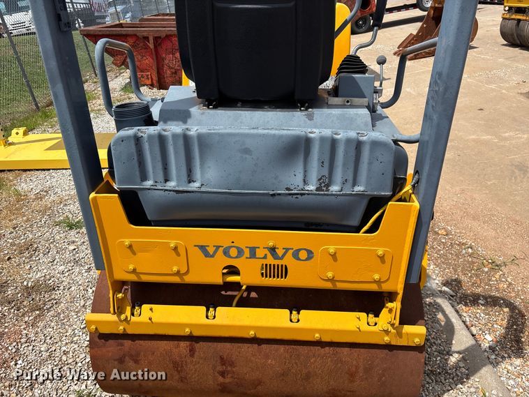 image for item EO4341 2010 Volvo DD24 double drum vibratory roller
