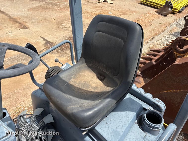 image for item EO4341 2010 Volvo DD24 double drum vibratory roller