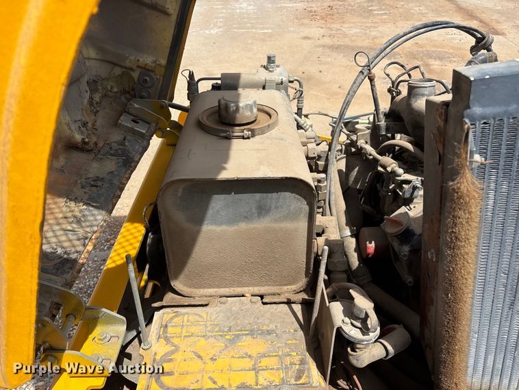 image for item EO4341 2010 Volvo DD24 double drum vibratory roller