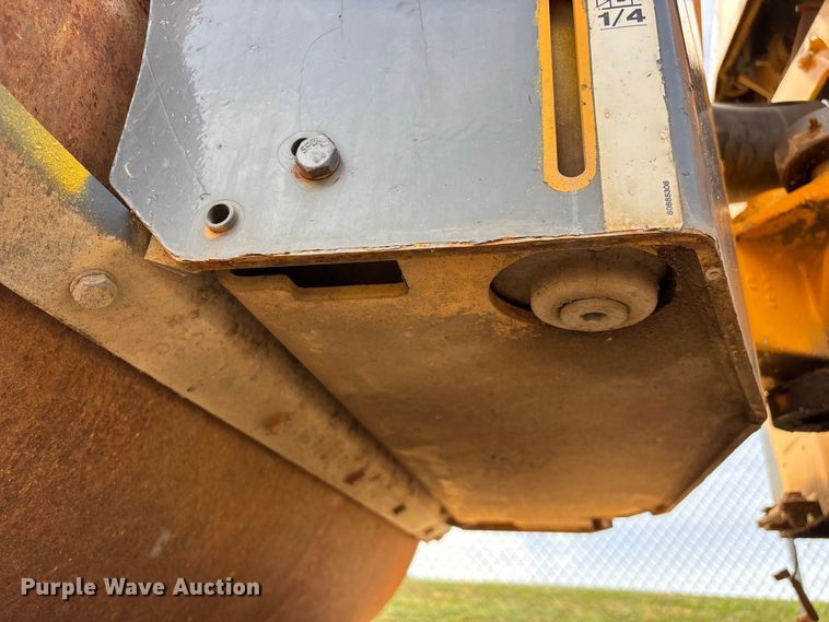 image for item EO4341 2010 Volvo DD24 double drum vibratory roller