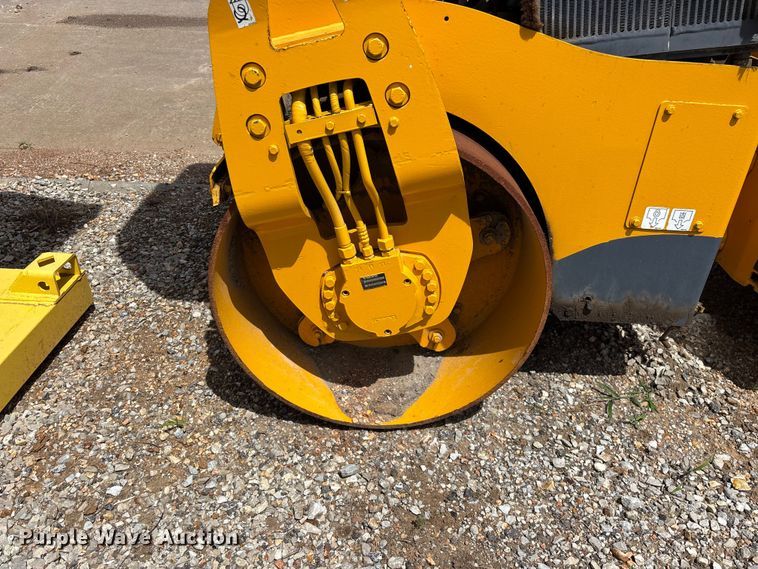 image for item EO4341 2010 Volvo DD24 double drum vibratory roller