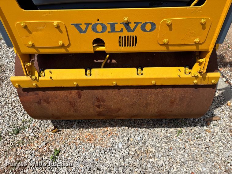 image for item EO4341 2010 Volvo DD24 double drum vibratory roller