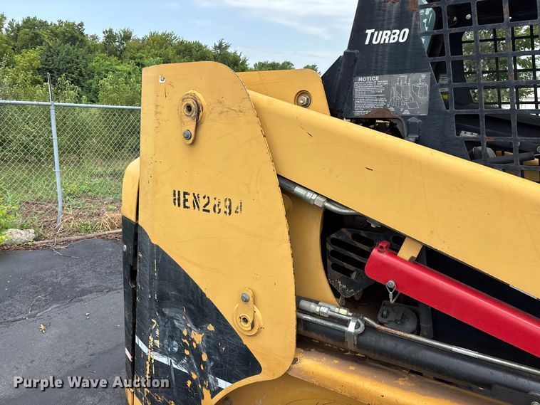 image for item EO4449 2005 Caterpillar 236B skid steer loader