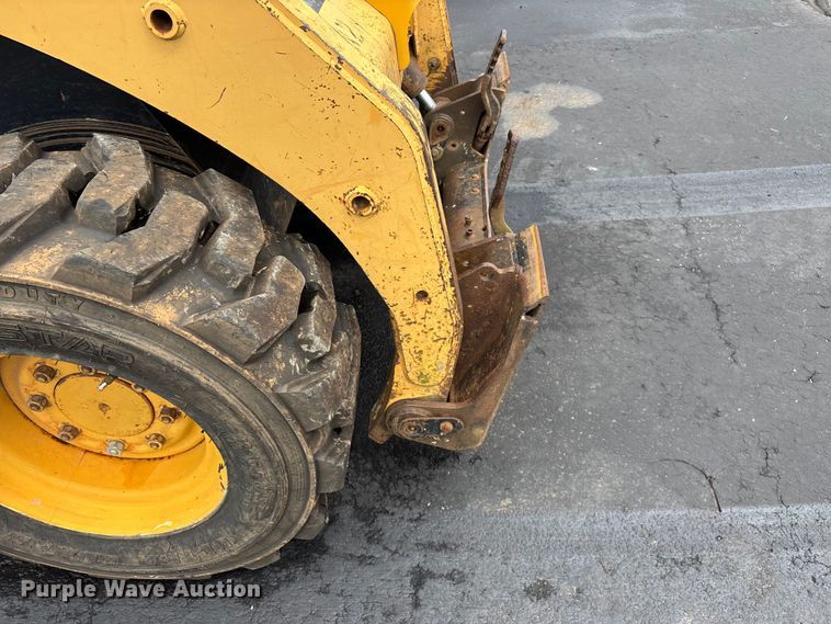 image for item EO4449 2005 Caterpillar 236B skid steer loader