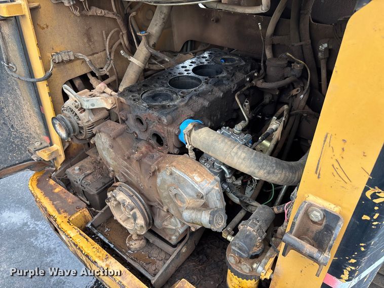 image for item EO4449 2005 Caterpillar 236B skid steer loader