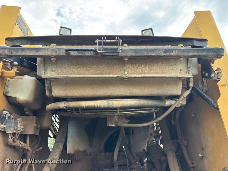 image for item EO4449 2005 Caterpillar 236B skid steer loader