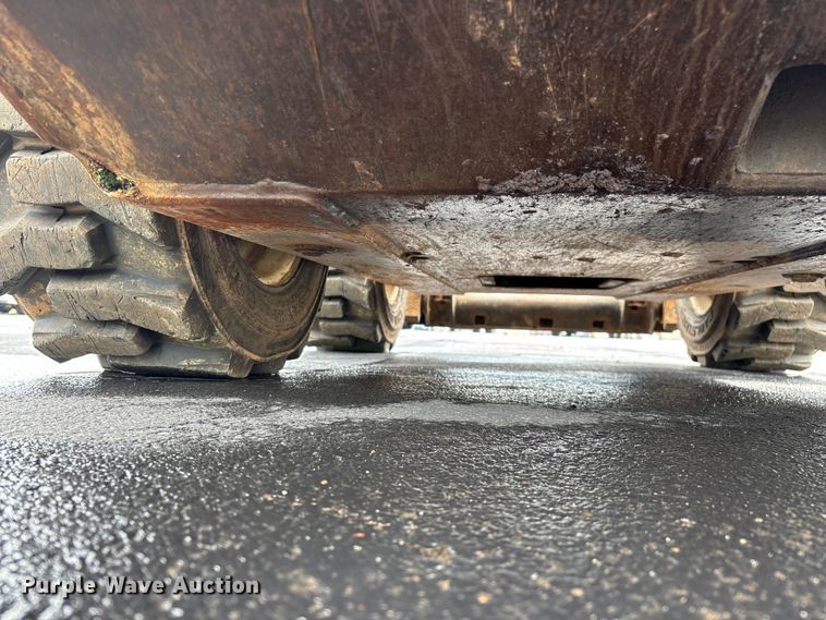 image for item EO4449 2005 Caterpillar 236B skid steer loader