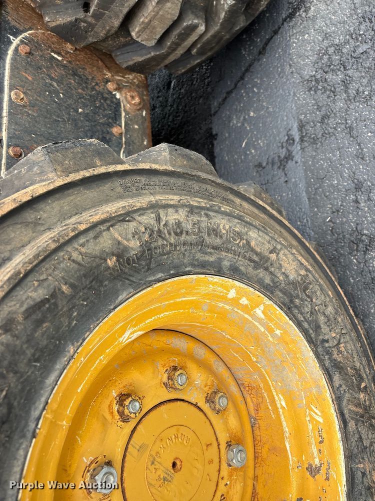 image for item EO4449 2005 Caterpillar 236B skid steer loader