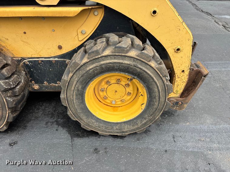 image for item EO4449 2005 Caterpillar 236B skid steer loader