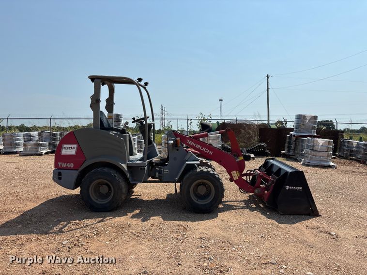 image for item EO4450 2015 Takeuchi TW40 compact wheel loader
