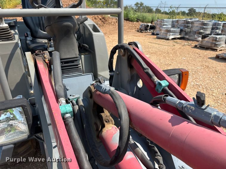 image for item EO4450 2015 Takeuchi TW40 compact wheel loader