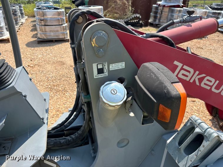 image for item EO4450 2015 Takeuchi TW40 compact wheel loader