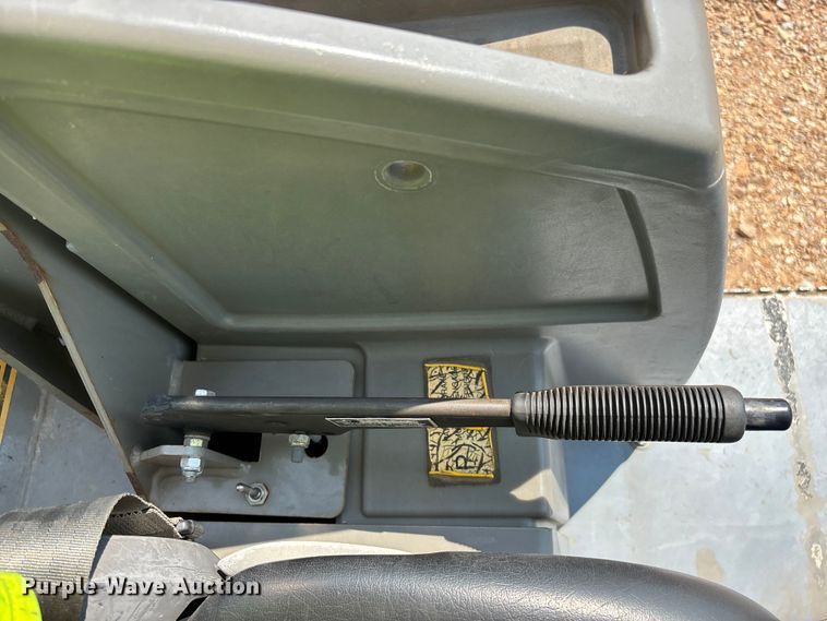 image for item EO4450 2015 Takeuchi TW40 compact wheel loader