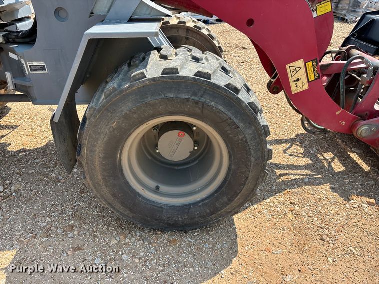 image for item EO4450 2015 Takeuchi TW40 compact wheel loader